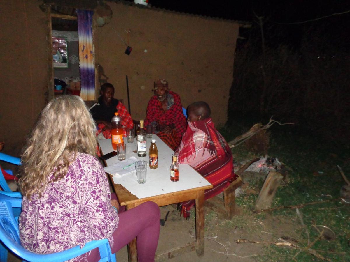 Maasai Homestay Camping Sekenani Exterior photo
